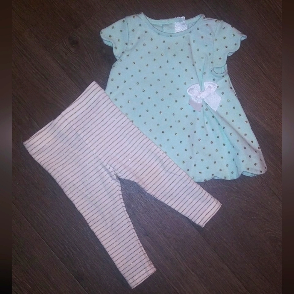 Tahari baby girl set of two top and leggings size 0-3 months